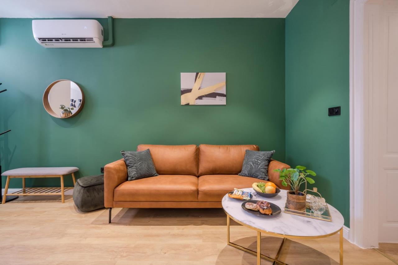 Tilia Luxury Apartment - 3 Bedrooms With Ac Budapešť Exteriér fotografie
